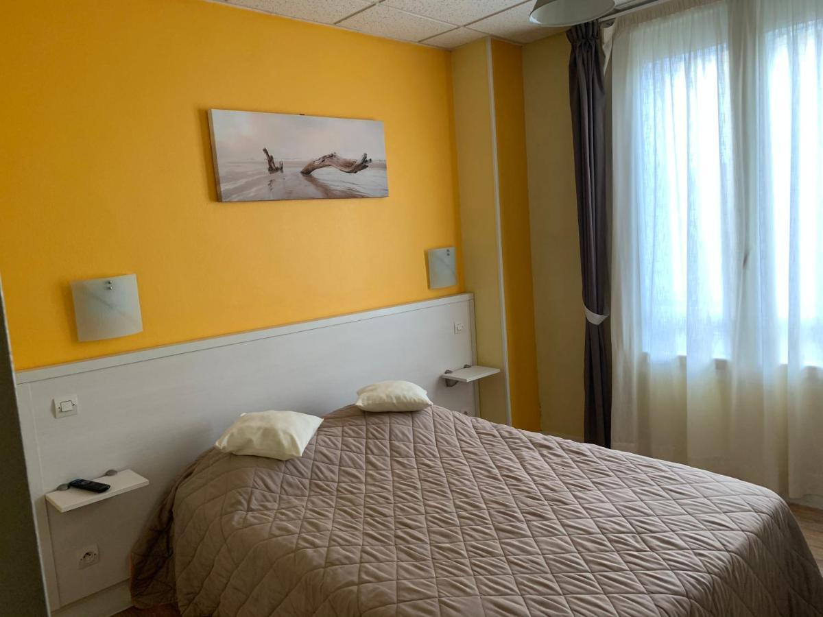 Au Vieux Puits Hotel Villers-Bocage  Ngoại thất bức ảnh