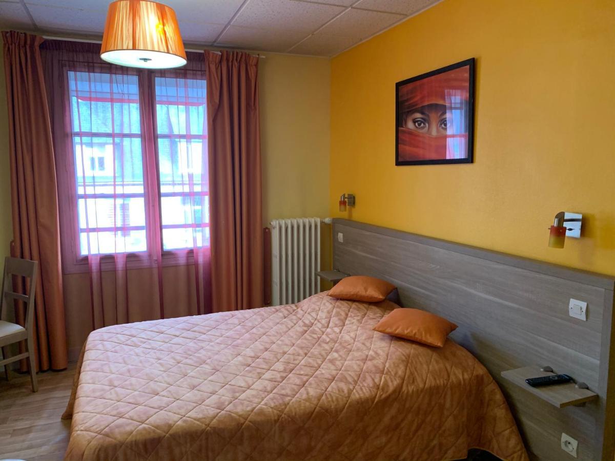 Au Vieux Puits Hotel Villers-Bocage  Ngoại thất bức ảnh