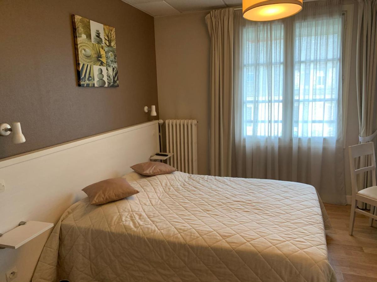 Au Vieux Puits Hotel Villers-Bocage  Ngoại thất bức ảnh